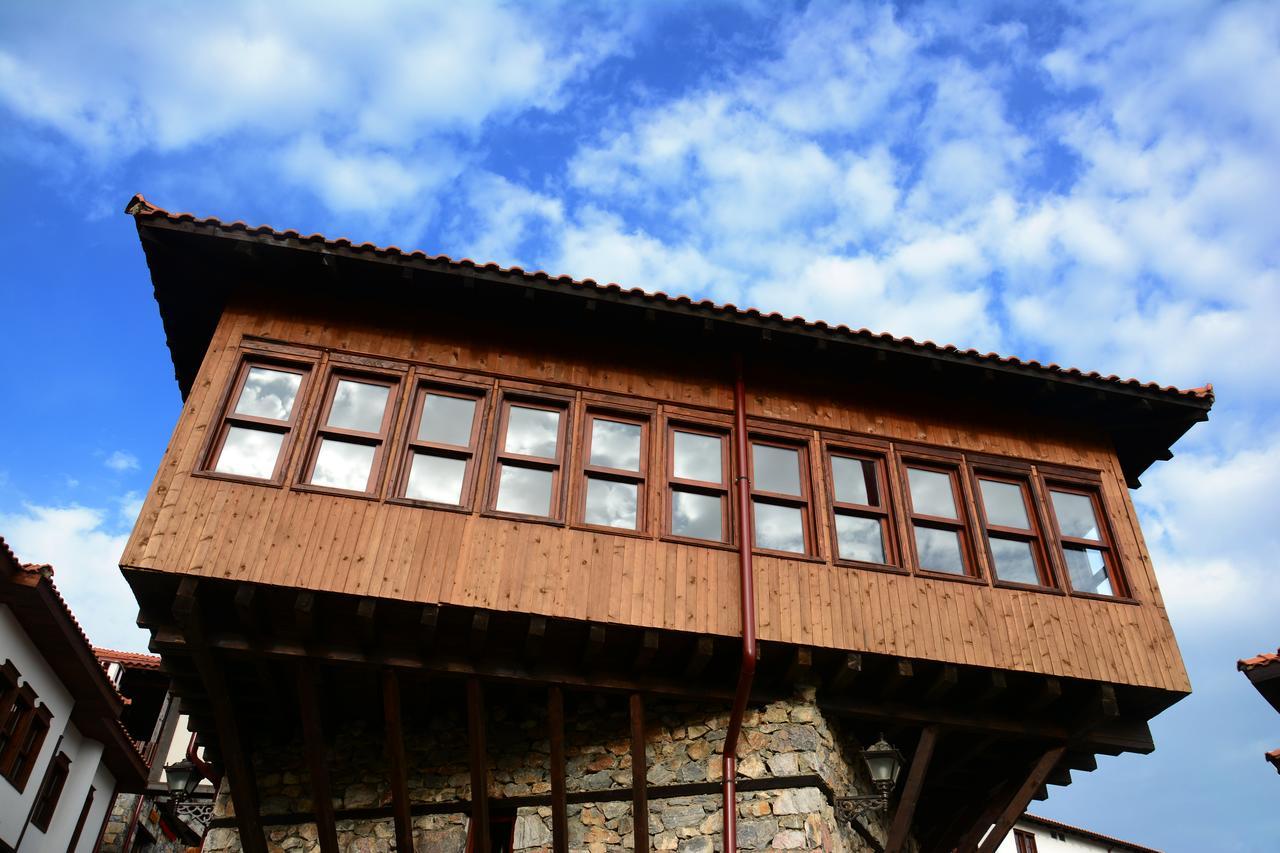 Macedonian Village Hotel & Resort Скоп'є Екстер'єр фото