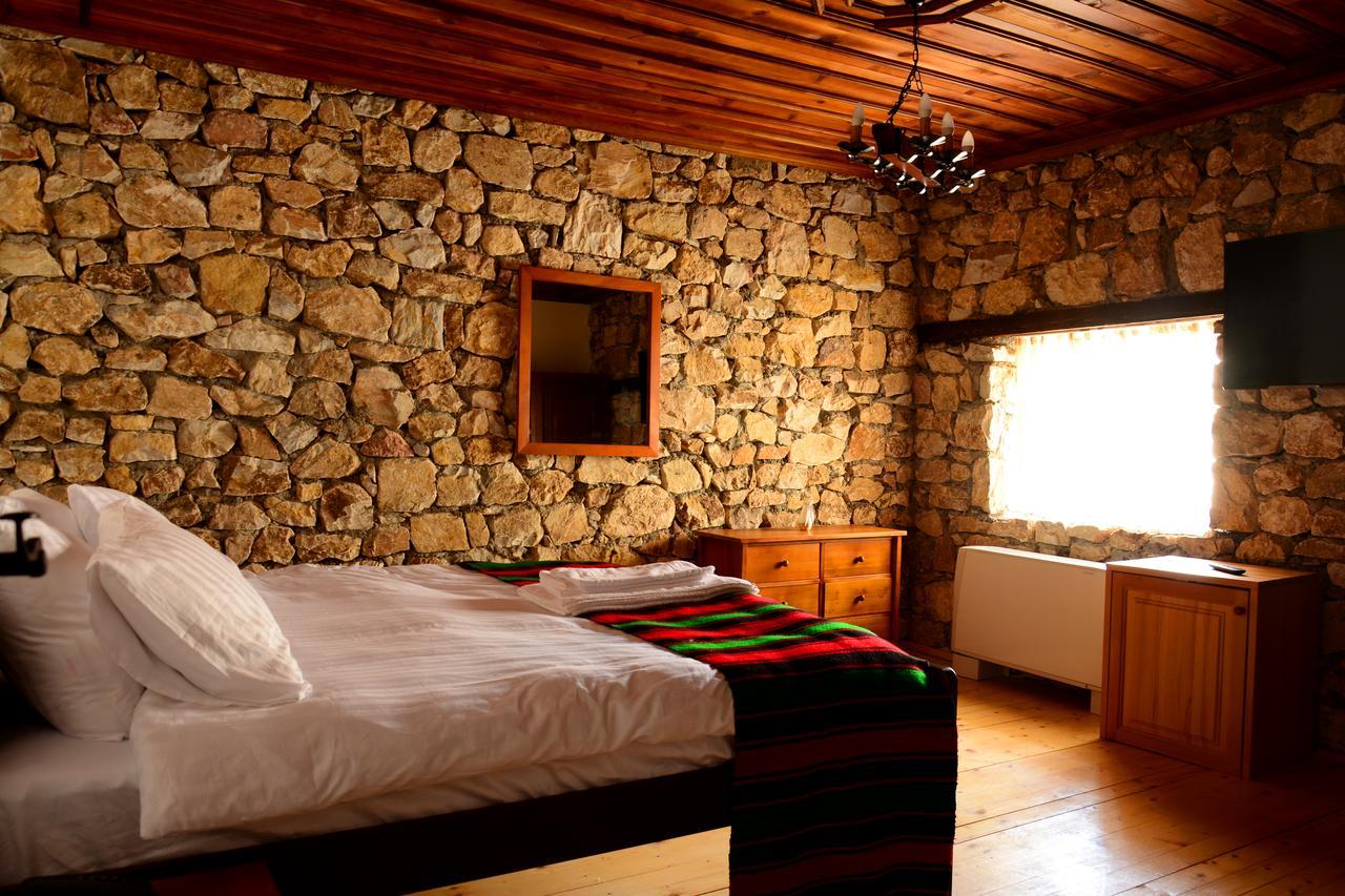 Macedonian Village Hotel & Resort Скоп'є Екстер'єр фото