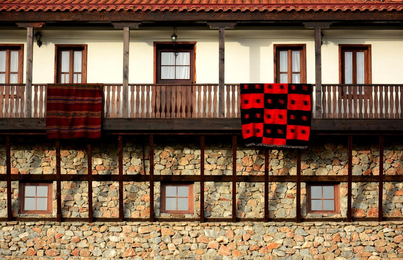 Macedonian Village Hotel & Resort Скоп'є Екстер'єр фото