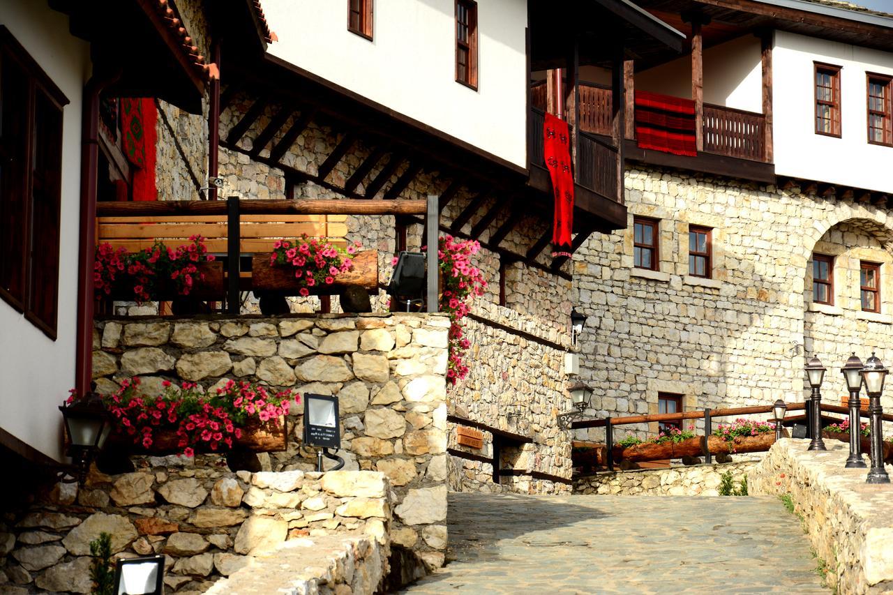 Macedonian Village Hotel & Resort Скоп'є Екстер'єр фото