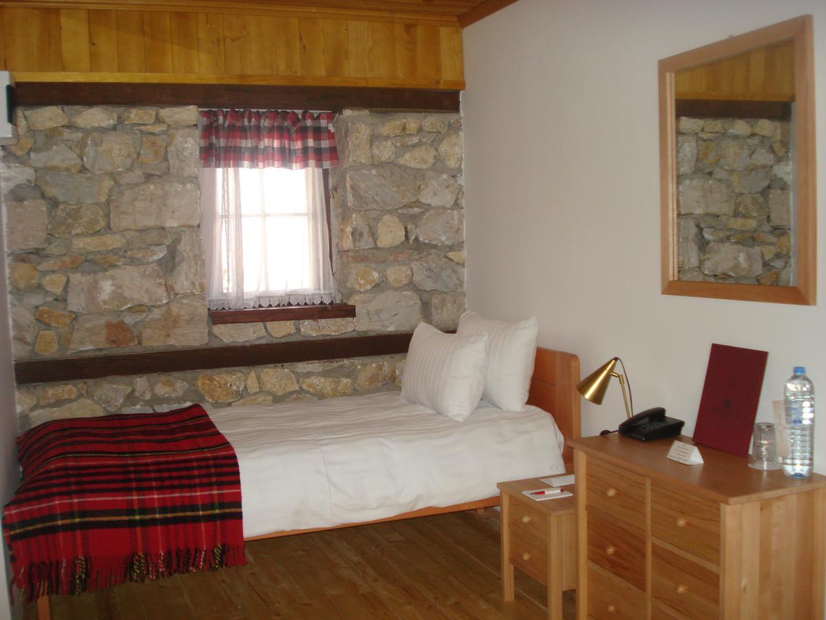 Macedonian Village Hotel & Resort Скоп'є Екстер'єр фото