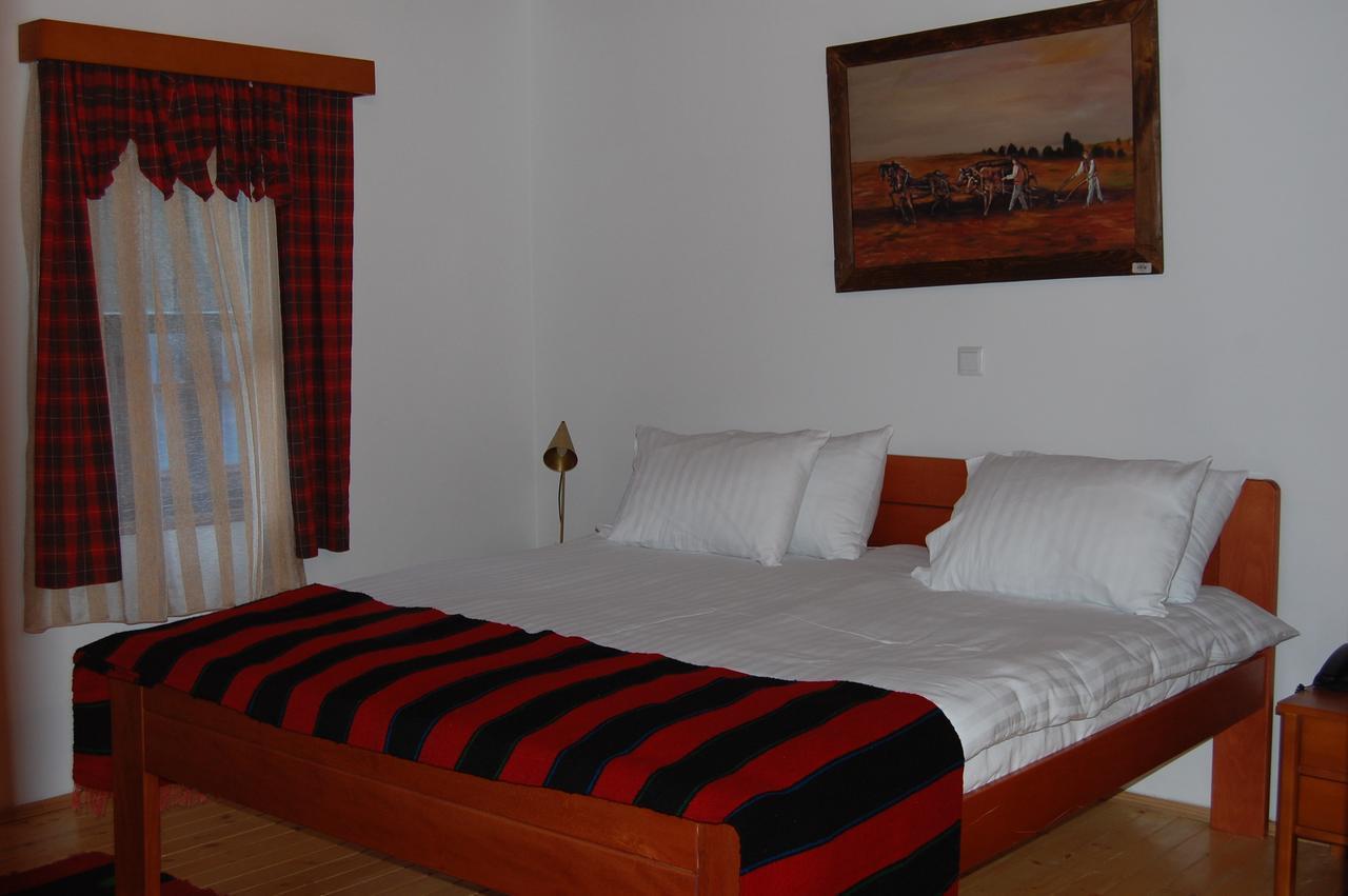Macedonian Village Hotel & Resort Скоп'є Екстер'єр фото